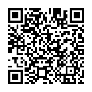 对面的十一个尹家修士见到欧阳出云手持仙器向着他们冲了过来二维码生成