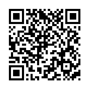 将五位贵客带到了一个不常用的会客厅中二维码生成