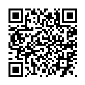 将岸立刻在战术电脑上调出卫星地图二维码生成