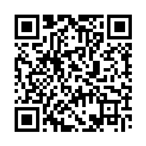 将怀里的丁玲顺势还给了伸过手来的丁香二维码生成