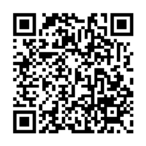 将正要被蓝色光束笼罩的华盛顿市民包裹了进去二维码生成