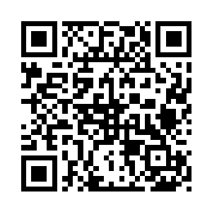 将背着包袱的妻子或是家人扶下去二维码生成