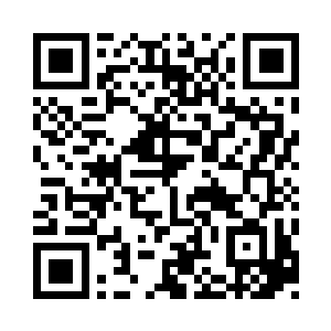 将那个装满了各种器械的柜子推到他身上二维码生成