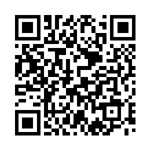 小两口刚才在电话里谈得并不愉快二维码生成