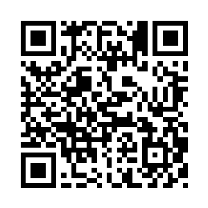 小太妹对面会着的一个小青年不乐意了二维码生成