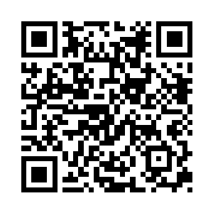 小心的将襁褓放到叶璃身边的床上的空位上二维码生成