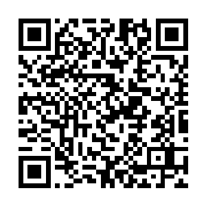 小方是前年警校毕业分配到城北派出所的单身小青年二维码生成