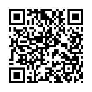 小李子又伸手拉了一下快挂不住的大裤衩二维码生成