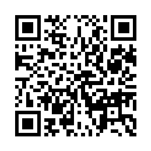 小气巴拉地将房门打开了一道很小的缝二维码生成
