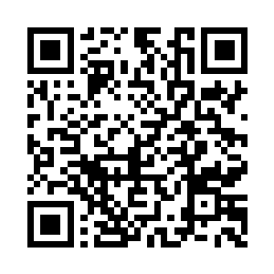 小胖带着奥利维亚和穆根来到了他的游戏室二维码生成