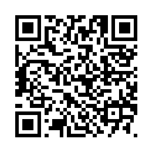 小飞他们三人的身体全都倒飞了出去二维码生成