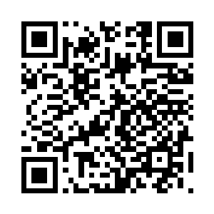 尤其他们两人的关系更是像蒙着面纱神秘莫测二维码生成