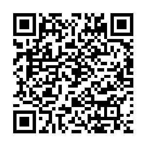 就像是一道高高雪山上融化的甘冽清澈的雪水从山间流淌而下二维码生成