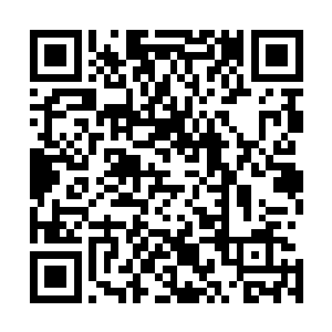 就像是一阵酸涩的穿堂风从他的四肢百骸和骨骼中间穿过去二维码生成