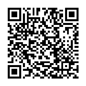 就只是他俊美的外表就足以让大多数男人产生敌意了二维码生成