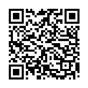 就听到那瘦汉子用熟练的话语大声的道二维码生成