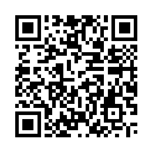 就在他们面前的一个飞艇的艇位上二维码生成