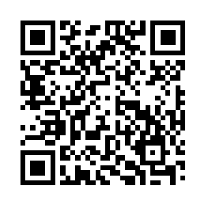 就在夏天的目光扫视在一名岛国人的身上时二维码生成