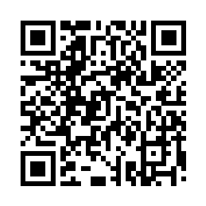 就在她拿着手机又准备给她打电话的时候二维码生成