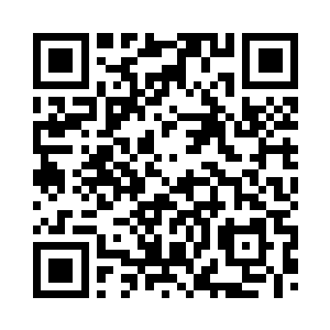 就在她被眼前的景物迷倒的一瞬间二维码生成