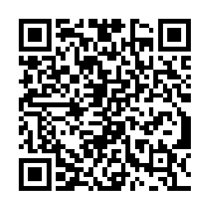 就在欧阳秀英准备给负责广播室的老师打电话的时候二维码生成