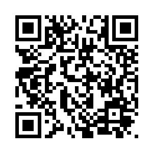 就在莫轻松的掌力即将要临近秦方的时候二维码生成