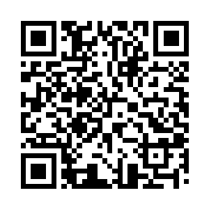 就在这些年轻人开始争抢这些宝贝的时候二维码生成