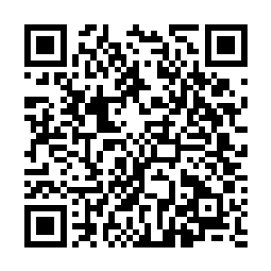 就在马纵横麾下一个个英勇将士驱着一架架夺回来的战车二维码生成