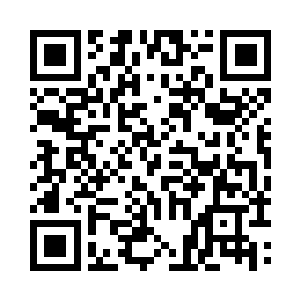 就把桌椅搬到外面来一边吹风一边写作业二维码生成