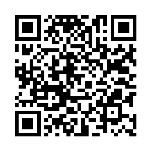 就毅然的飞到两个骑士的大坑边的一颗小树上二维码生成