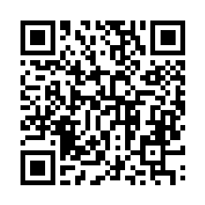 就看到乔霆惊愕地看着自己的联络器二维码生成