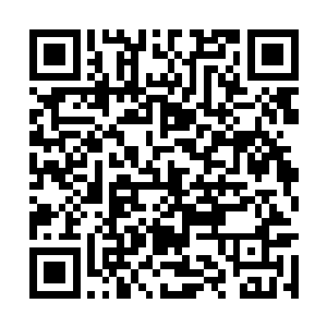 就见那五座山岳轰隆隆一座接一座地砸在原炼背上二维码生成