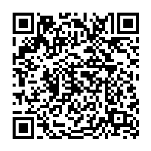 就连从前他与萱若之间因为相处了十数年而产生的若有似无的关联二维码生成