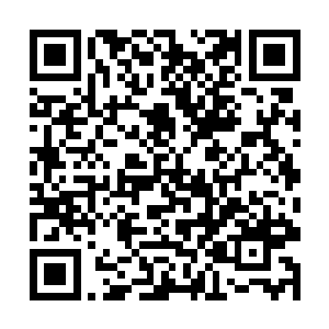 就连惊魂未定的货车司机和逃过一劫的小女孩也证实二维码生成