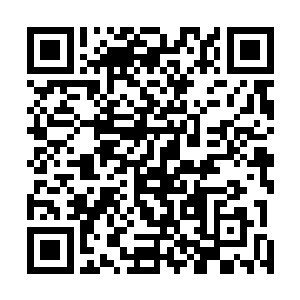 就连慕容仙儿也察觉到了刚才那一道冲着自己而来的劲力二维码生成