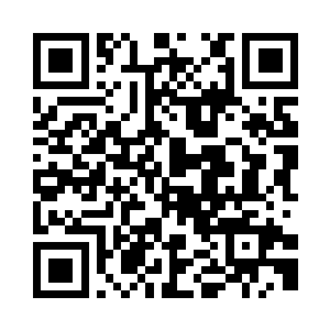 居然挣扎着又去床头柜抓过自己的手机来拍照二维码生成