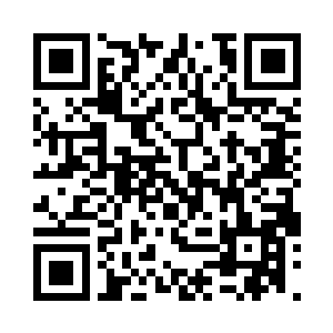 居然是当年她在这里实习时的骨科老师二维码生成