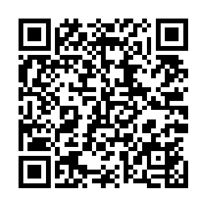 山羊胡子大概也是第一次遇上地区里边这么重视泊头历史的二维码生成