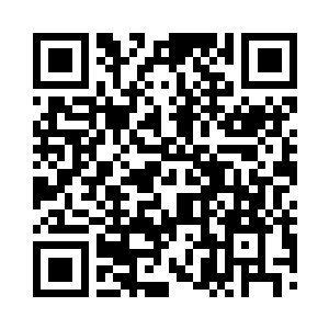 岛上的海盗看到大船早早就哇哇大叫起来二维码生成