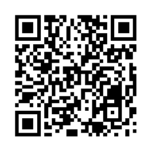 左伯清则是坐在了右侧靠后的位置上二维码生成