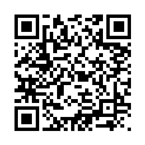 巨大战神身影隐约间发出一声诡异的声音波动二维码生成