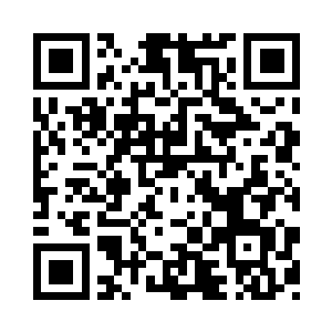 巫池看起来也不过四十岁左右的样子二维码生成