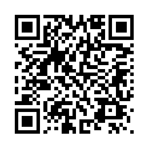 差一点儿就把自己的脸贴在餐桌上二维码生成