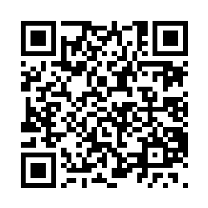 已经从耳中取出一根金光闪闪的绣花针二维码生成