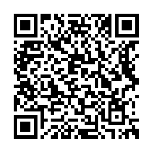 巴亚蒂太太又用卷尺测量了奥利维亚的脚背高度二维码生成