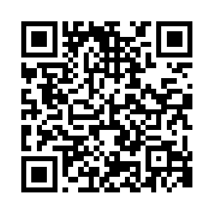 巴克娴熟的把手臂稳稳的揽在娜塔莎肩膀上二维码生成