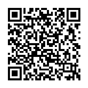 巴克才想起自己听见这姑娘第一次说话就是英文二维码生成