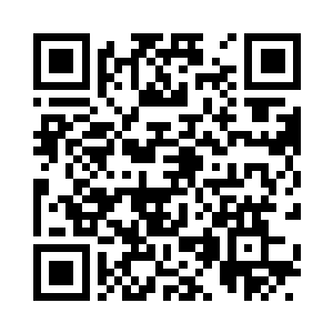 布朗急匆匆的从一间休息室走了出来二维码生成