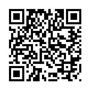 师徒两个人在那里旁若无人地说话二维码生成