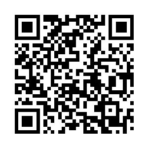 希尔顿等真人秀明星却天天被讽刺着玩一样二维码生成